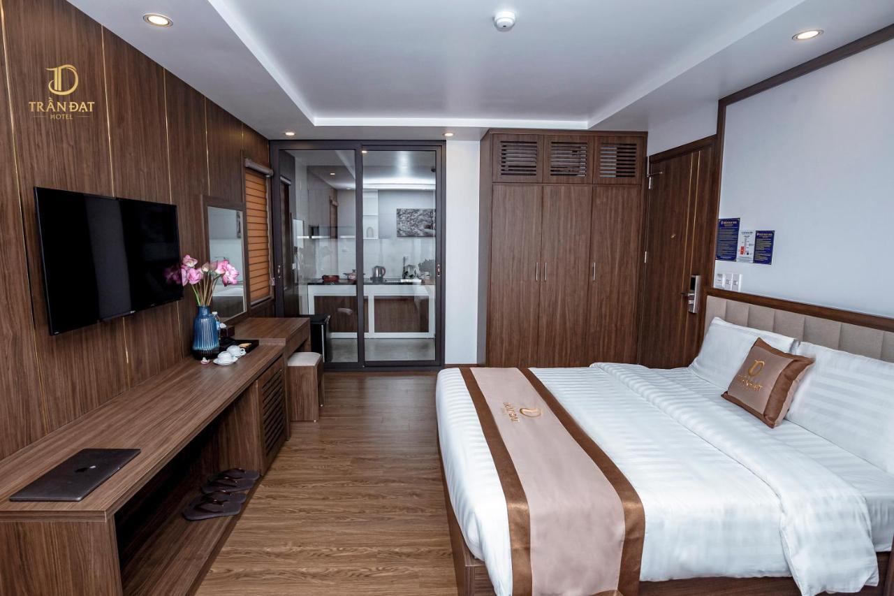 Tran Dat Hotel Ha Long Exterior foto