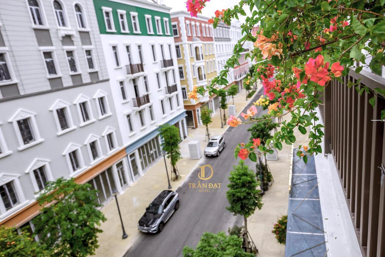 Tran Dat Hotel Ha Long Exterior foto