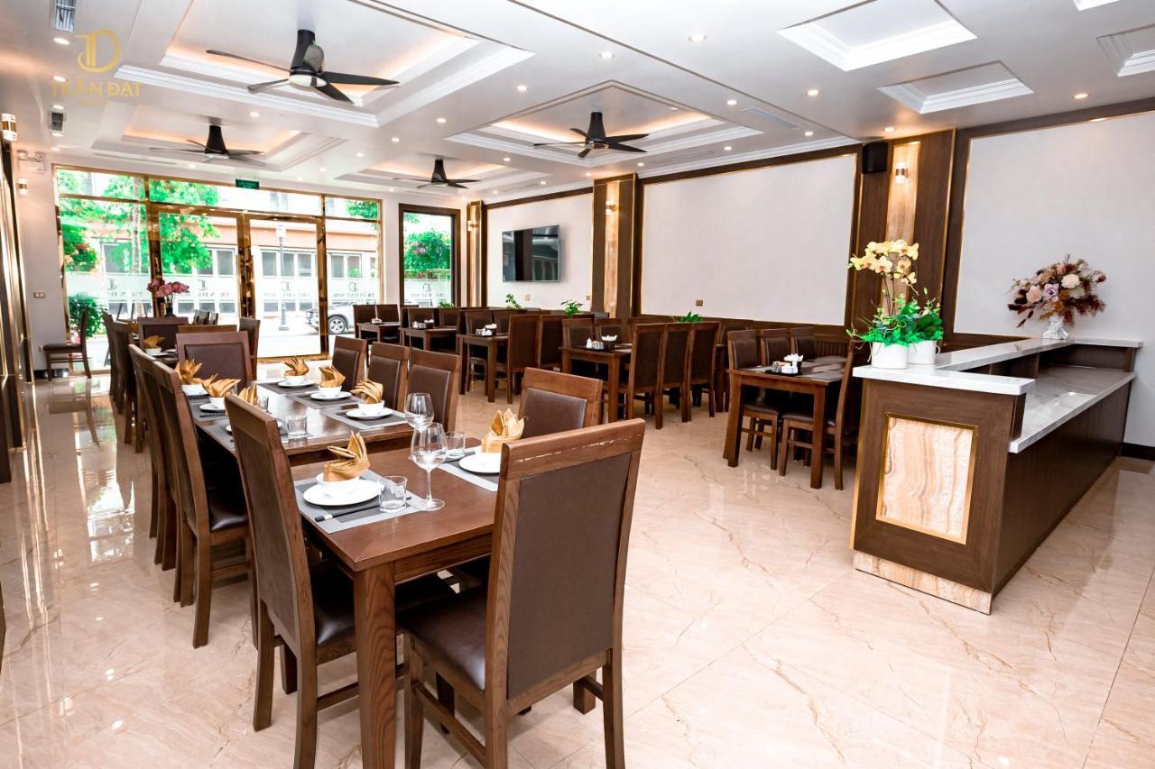 Tran Dat Hotel Ha Long Exterior foto